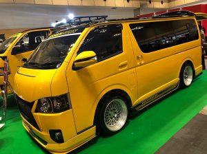 Keunggulan Mobil Toyota Hiace Untuk Disewa Rombongan Kecil, sumber ig @seina__imai